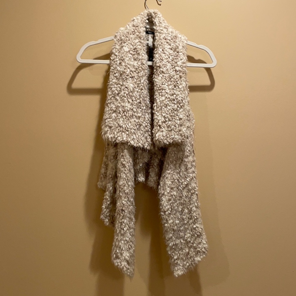 Kensie Fluffy Vest